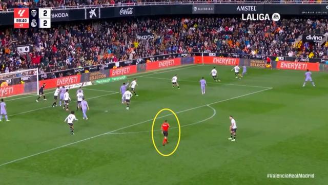 哨压绝杀！贝林99分钟进球被吹，裁判皇马谁是谁非？