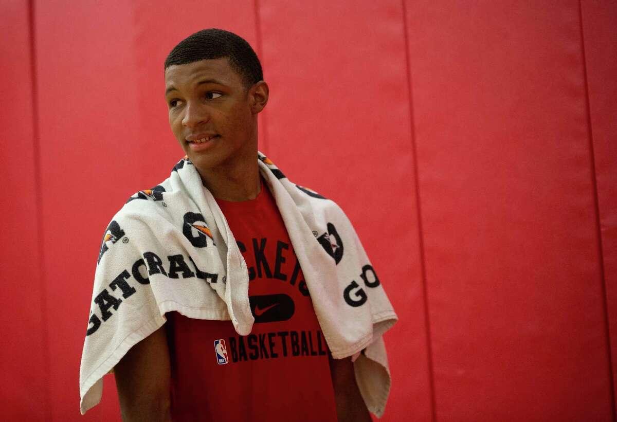 博鱼赛事资讯-3场三分20中1！火箭队主力前锋身价接近冰点，前探花秀换首轮都难