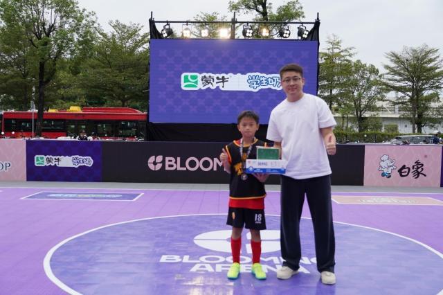 博鱼电竞官方网站-“怒放竞技场”首现羊城 3V3街头足球潮爆大湾区