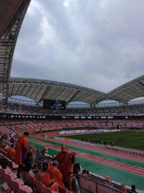 1666628386834069705.jpeg 博鱼官方入口-郑大世上场了!看看日本J2冠军最后一个主场比赛