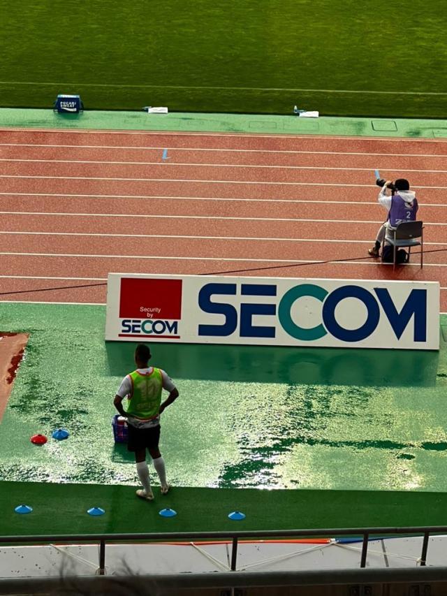 1666629298000015948.jpeg 博鱼官方入口-郑大世上场了!看看日本J2冠军最后一个主场比赛