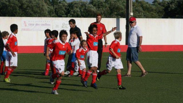 博鱼中国官网-利物浦新援卡瓦略：父亲安哥拉人 4岁时险被卡车轧