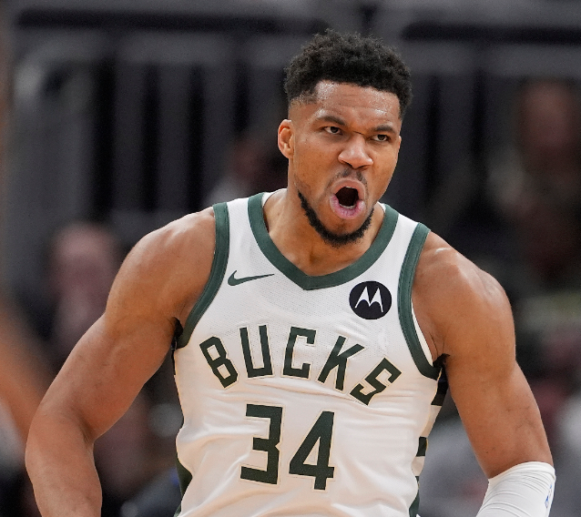 两主力缺阵替补暴走，兰德尔29+8+6力压字母，森林狼33分血洗雄鹿